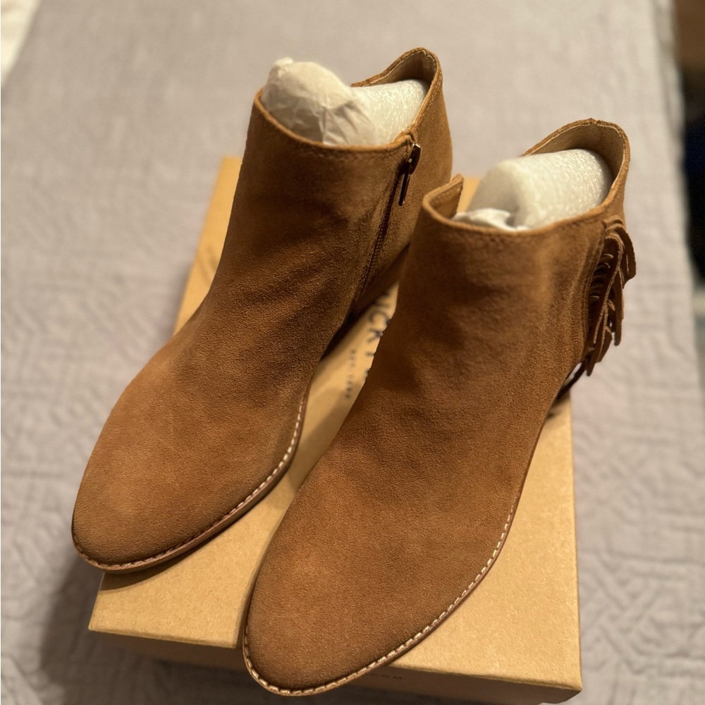 Lucky Brand Felisie Honey Suede Booties